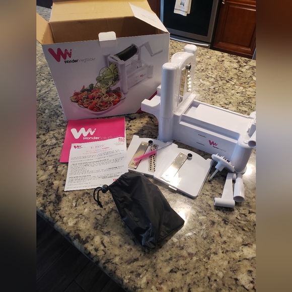 Wonder Veggie Slicer - Picture 4 of 16